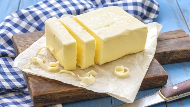 Butter auf Brett