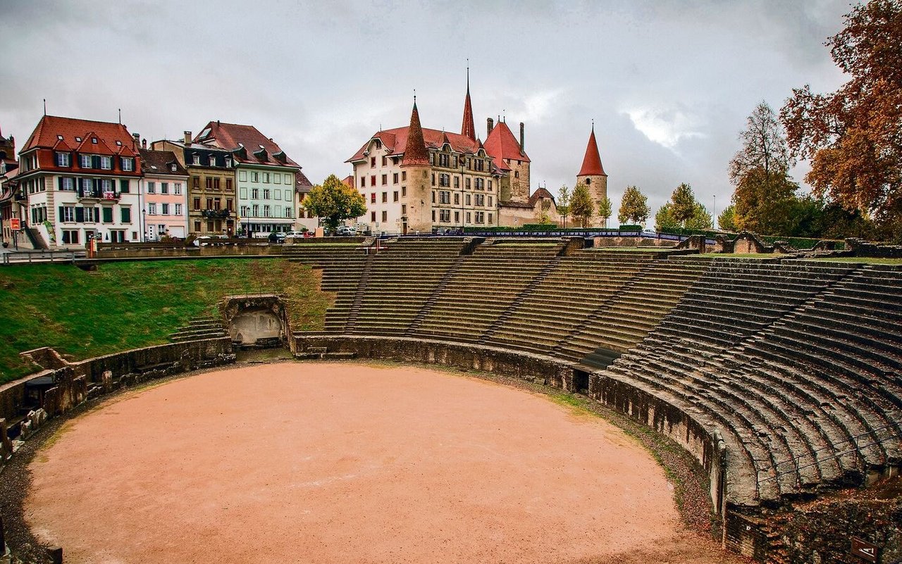 Das Amphitheater von Avenches gehört zu den bekanntesten römischen Hinterlassenschaften in der Schweiz.