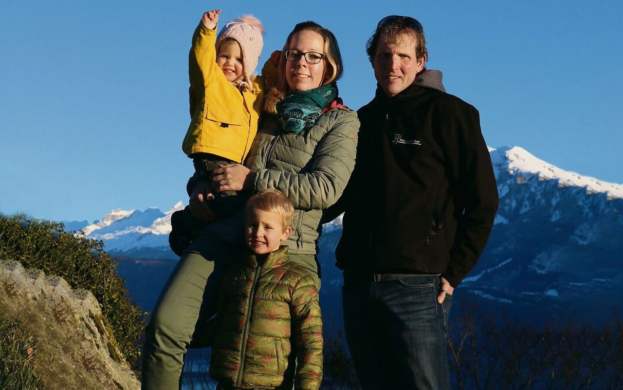 Marlen und Thomas Rufer geniessen die Familienzeit auch mal abseits ihres Hofes in Rapperswil.