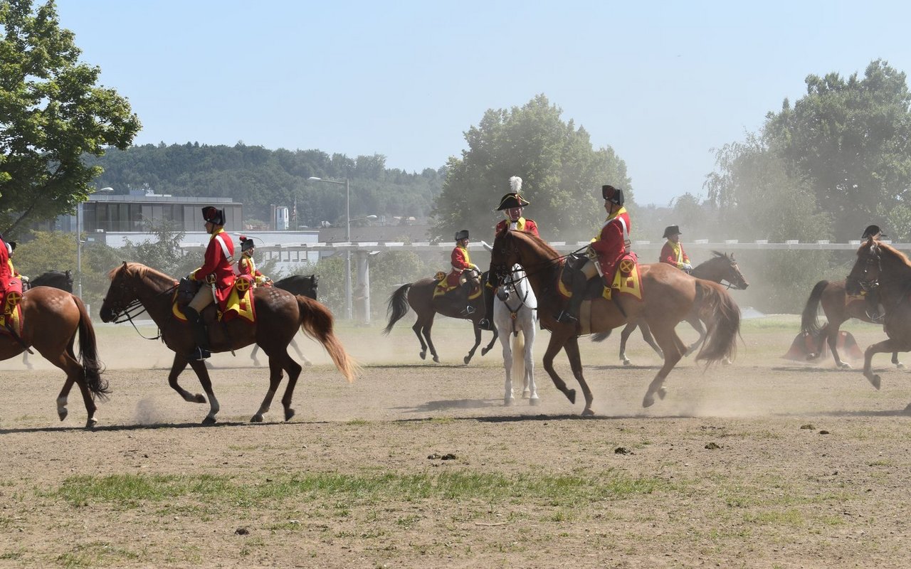 Präzision ist gefragt: Um solche Quadrillen zu reiten, trainieren die Dragoner zu jeder Jahreszeit.