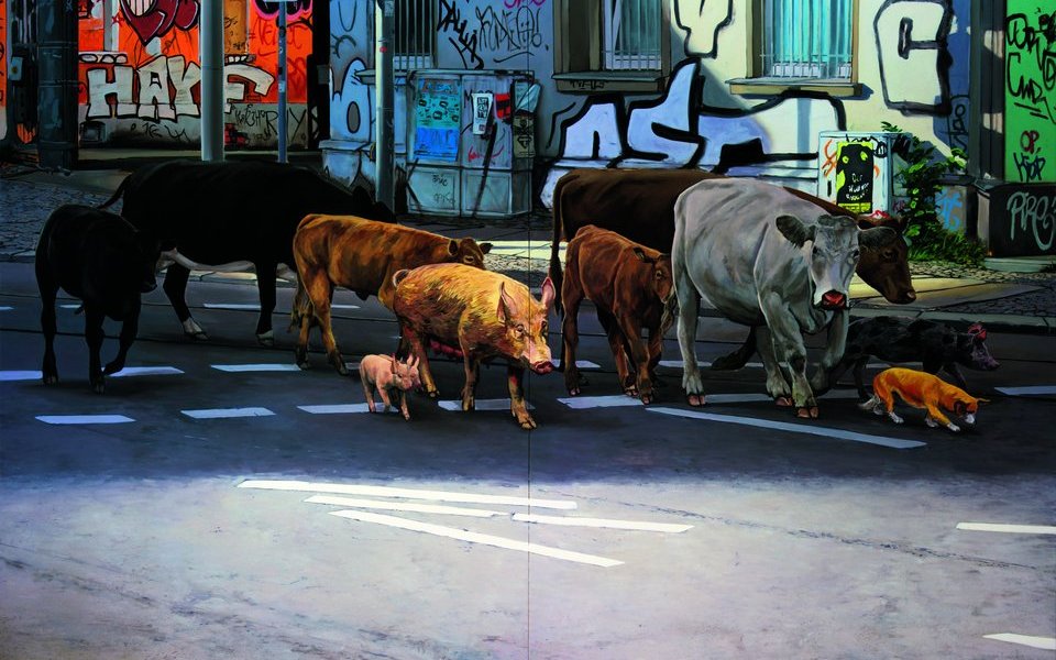Mit solchen Bildern malt der deutsche Künstler Hartmut Kiewert gegen die Ausbeutung von Nutztieren an.