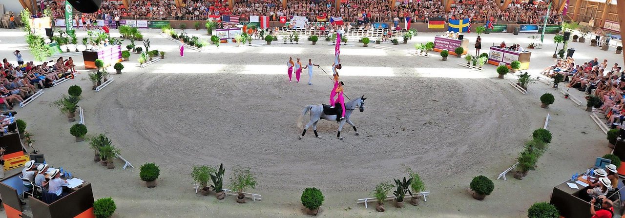 Das Team von Voltige Lütisburg gewann 2012 in Frankreich WM-Gold.