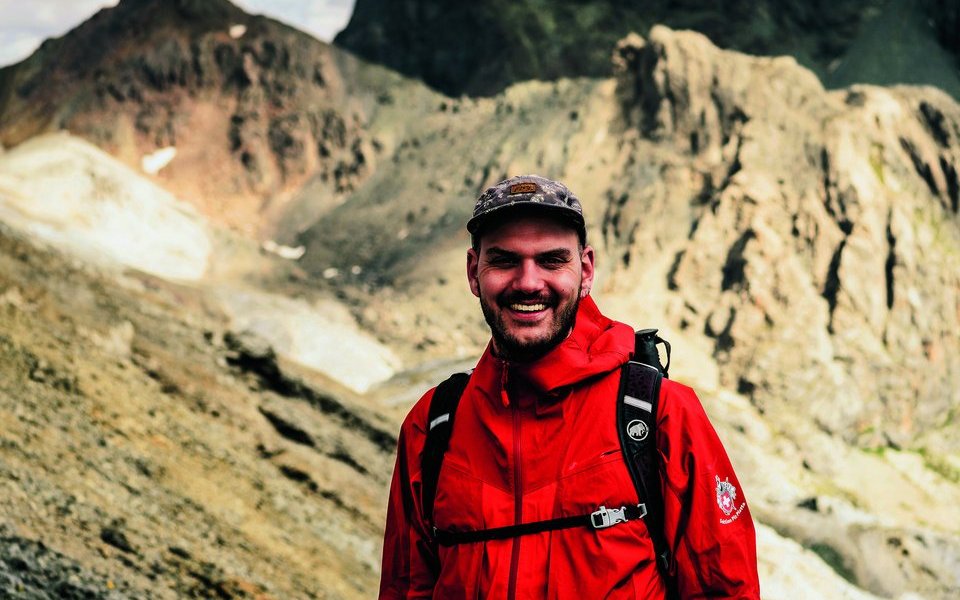 Nach zwei Alpenüberquerungen entschloss Ivano Künzli, sich beruflich bei Mountain Wilderness Schweiz für eine intakte Bergwelt einzusetzen. 
