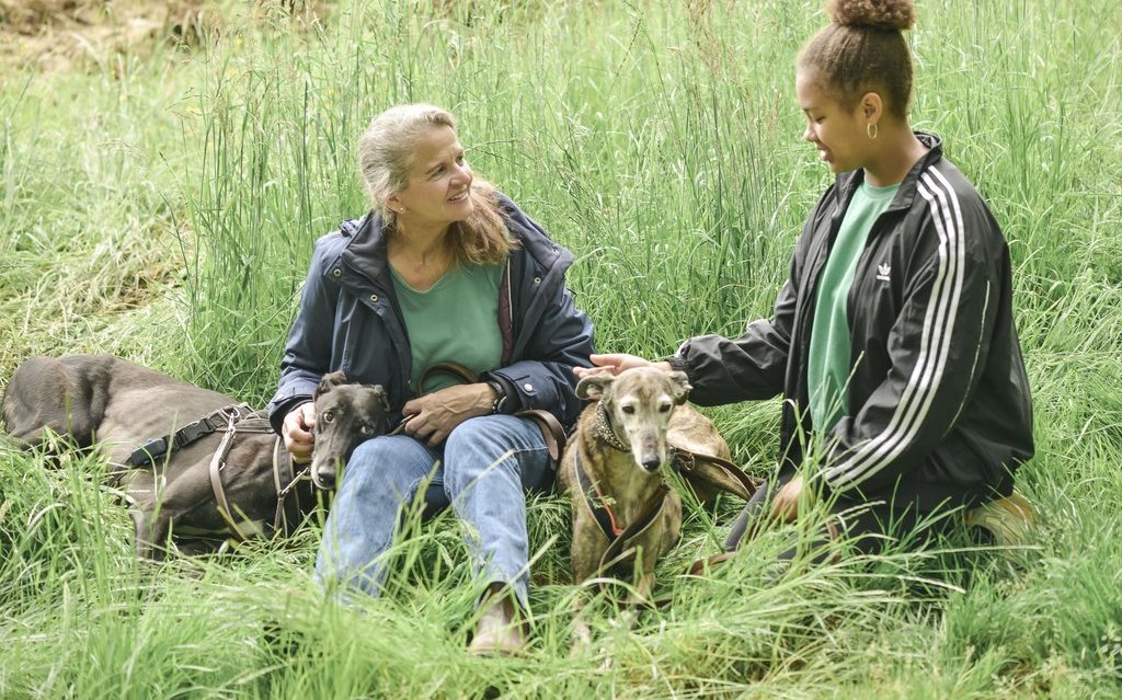 Über ein Hundesharing können sich auch gute Freundschaften bilden.