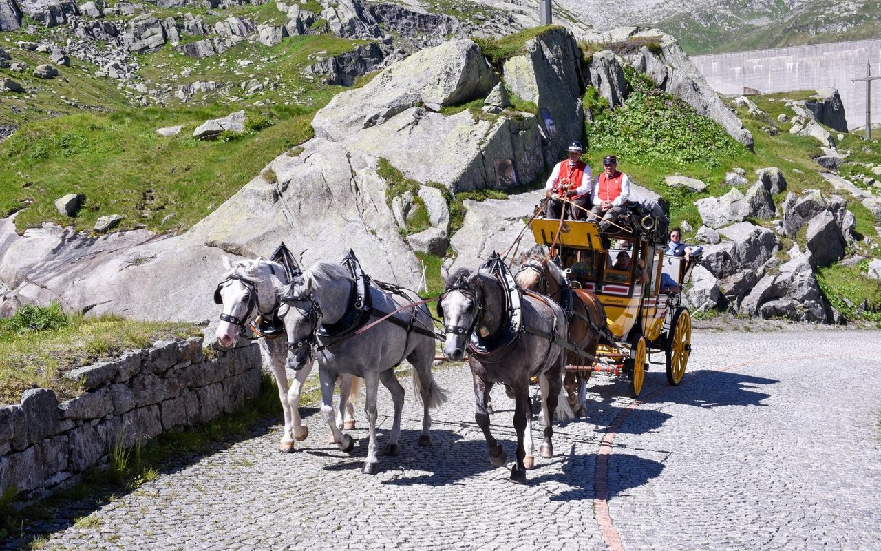 Einst war die Kutsche der bequemste und schnellste Weg über den Gotthardpass. 