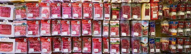 Auch manche Fleischprodukte will die Migros künftig zu Tiefstpreisen anbieten.