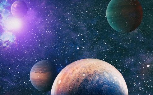 Ab Luzerner Quai gibt es nicht nur Ausblicke auf den See, sondern auch Einblicke ins Universum.