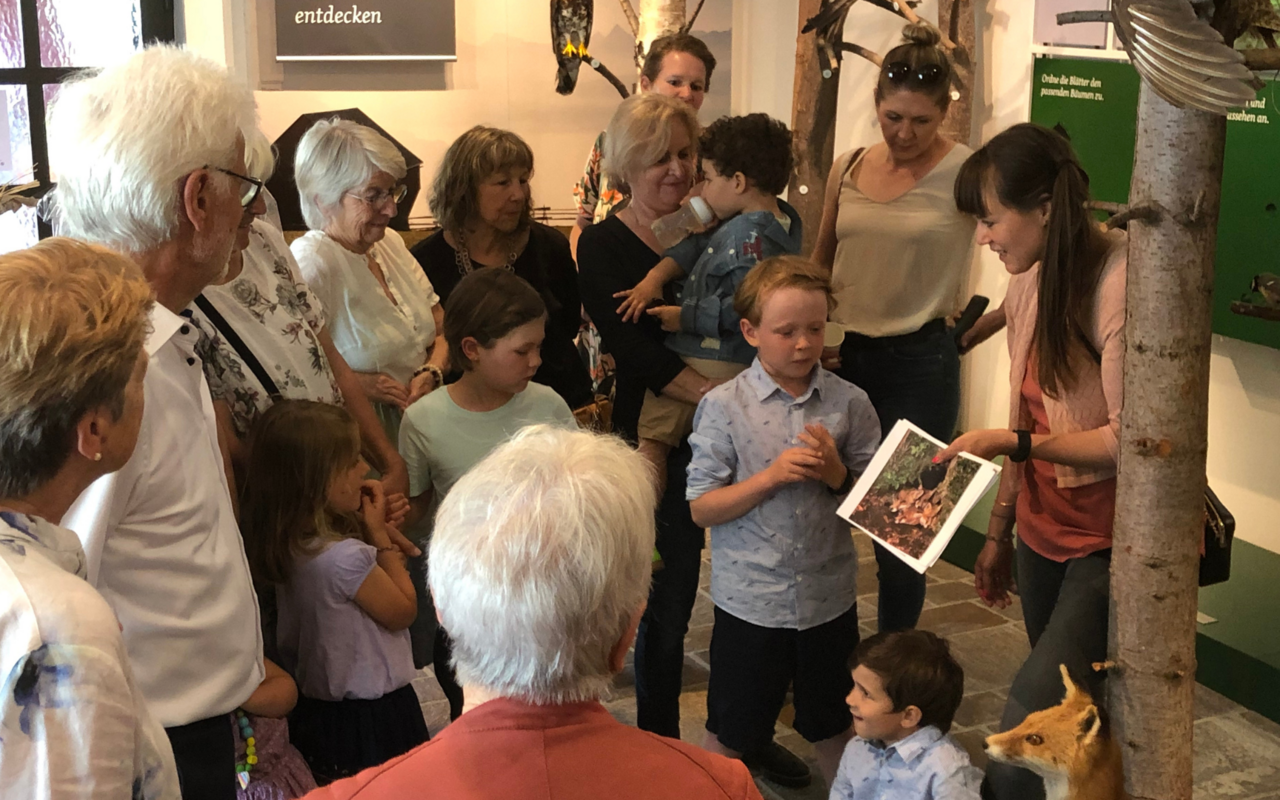 Theo ist mittlerweile in drei verschiedenen Museen zu hören.