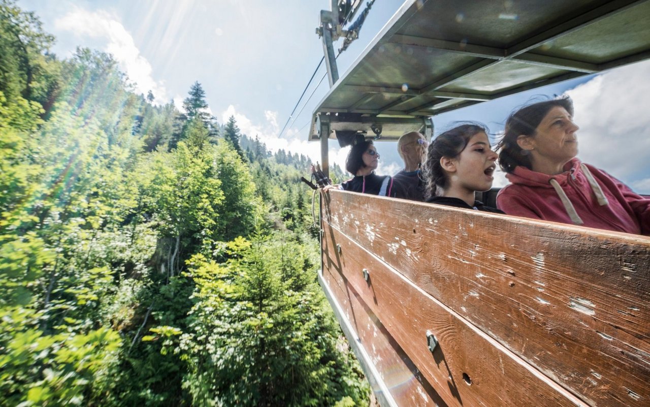 Die offene Gondel der Selunbahn