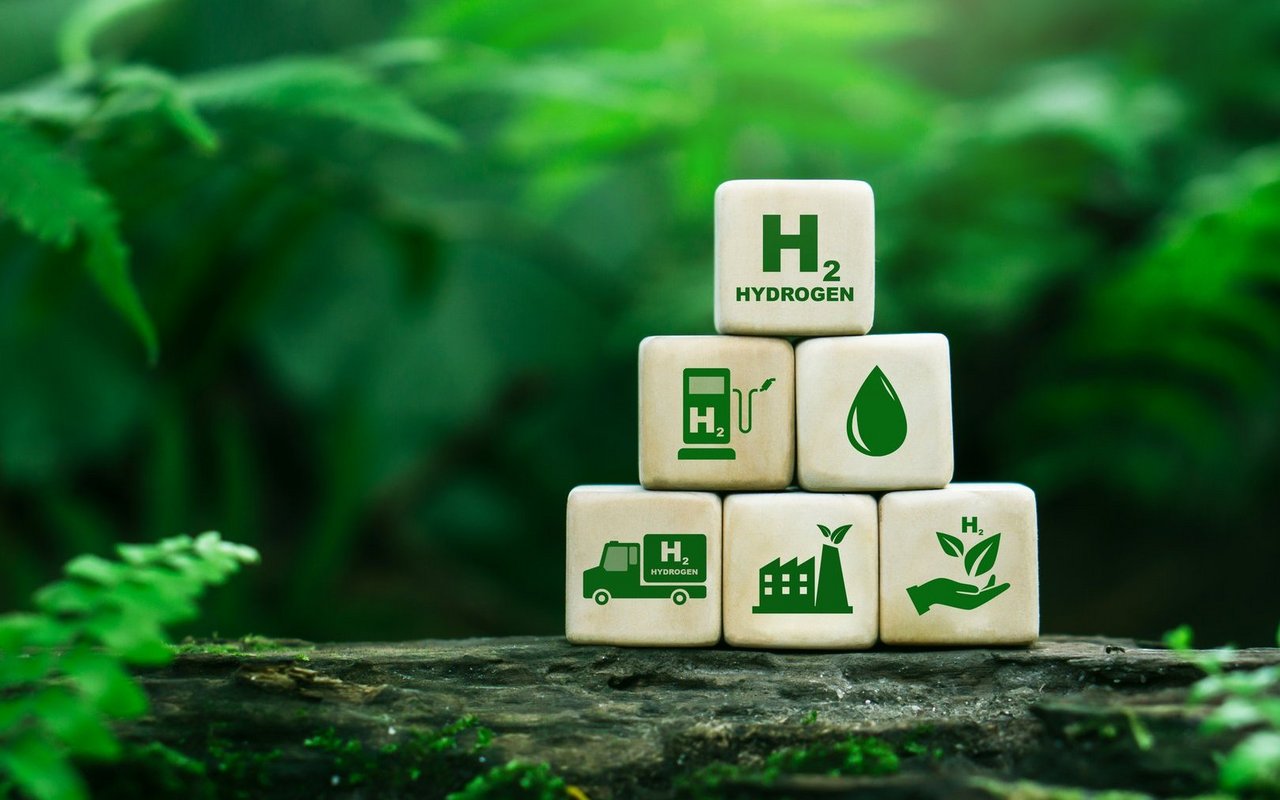 Wasserstoff gilt als ein wichtiger Baustein für die Energiewende, um Erdgas und Erdöl vielerorts zu ersetzen – klimaneutral, speicherbar und vielseitig einsetzbar.