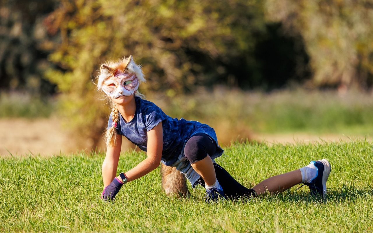 Auf Social-Media-Kanälen wie Instagram oder Tiktok sind immer mehr Videos von Teenagern zu sehen, die sich als Tiere verkleiden und deren Bewegungen nachahmen. 
