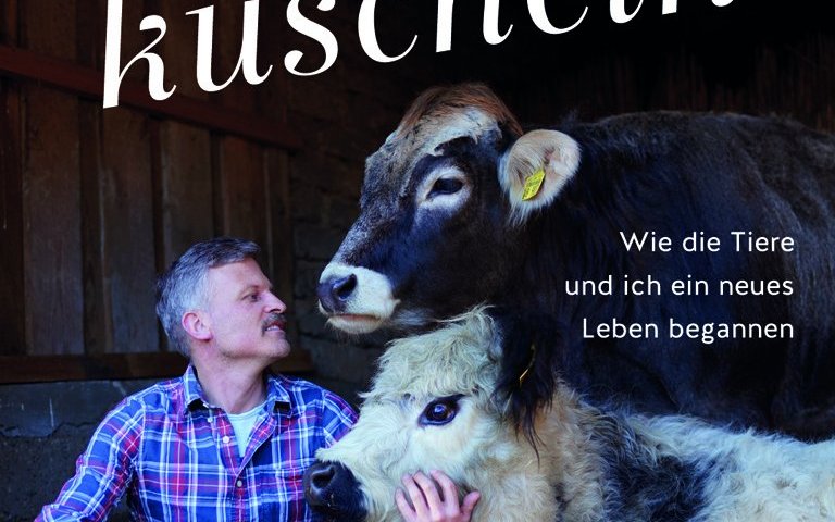 Joar Berge hat seine Erfahrungen im Buch "Kühe kuscheln" festgehalten.