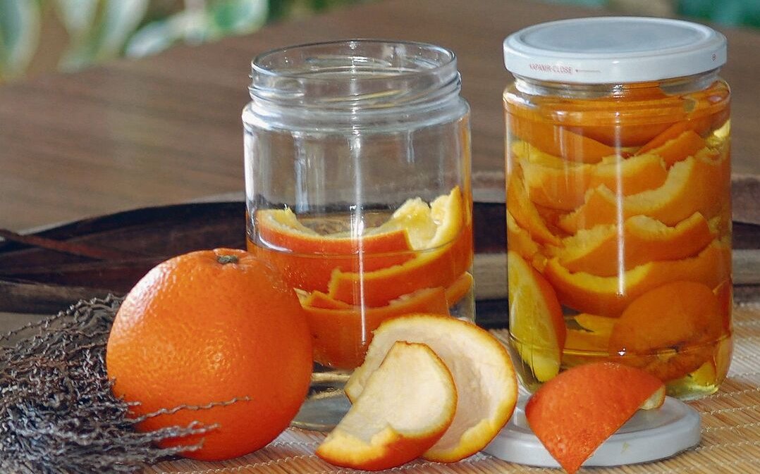 Orangen können in Kombination mit Essig ein gutes Putzmittel sein.