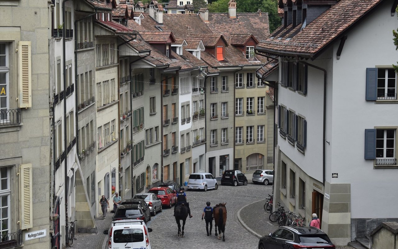 Der Reiterzug auf dem Heimweg.
