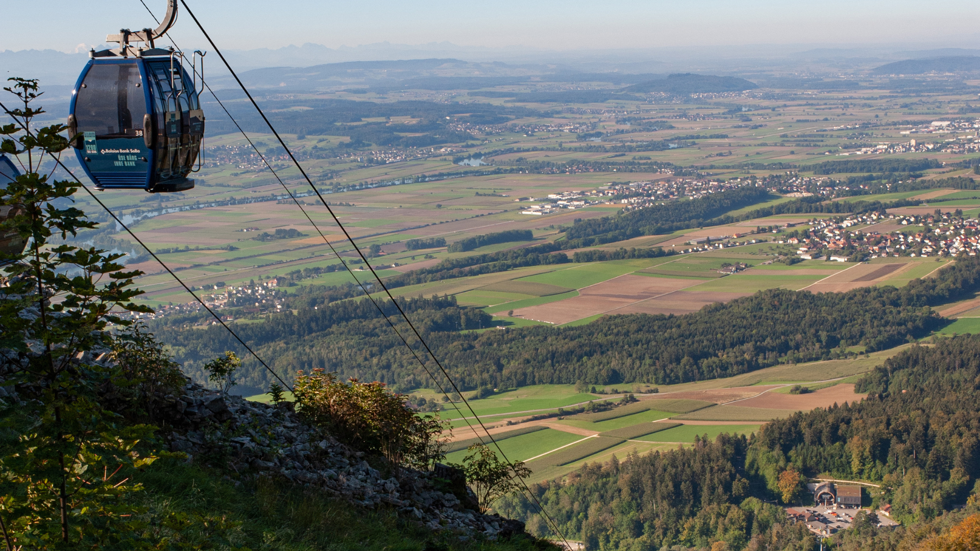 Der Hausberg von Solothurn bietet die Sicht quer durchs Mittelland oberhalb der Nebelgrenze. 
