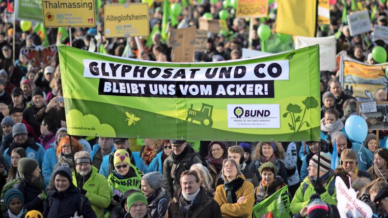 Anders als in der Schweiz gehen in Deutschland die Glyphosat-Gegner auf die Strasse: Demonstration vom 20.?Januar in Berlin.
