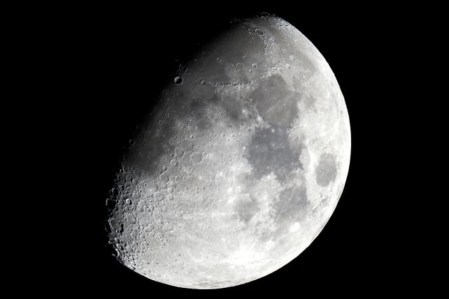«Der Mond überwältigt alle!» Rund tausend Gäste pro Jahr besuchen die Sternwarte Schafmatt.