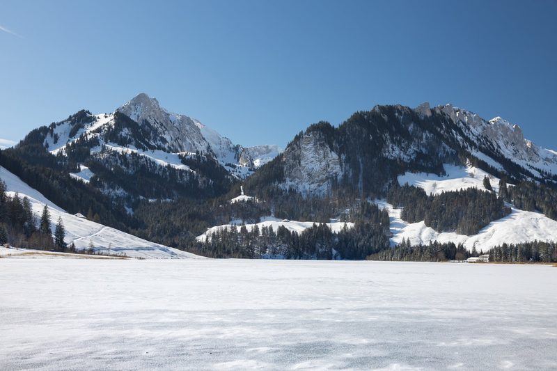 Die 6 schönsten Seen zum Schlittschuhlaufen in der Schweiz