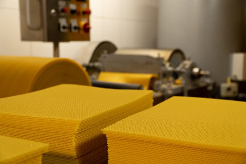 Wie entsteht Bienenwachs und wie wird es verarbeitet?