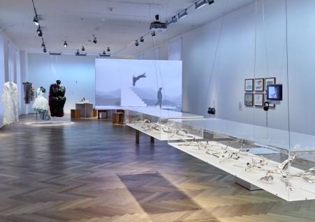 Ausstellung «Federn» im Gewerbemuseum Winterthur