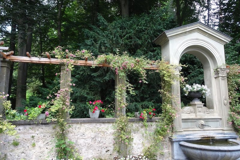 Der Schlosspark Oberhofen am Thunersee