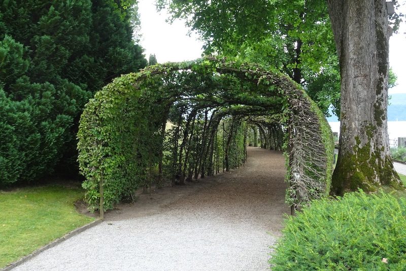 Der Schlosspark Oberhofen am Thunersee