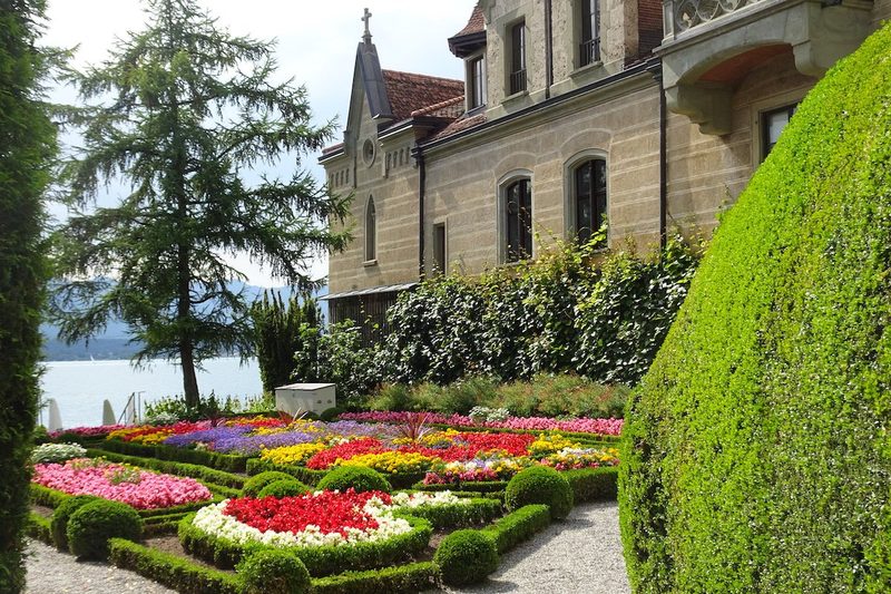 Der Schlosspark Oberhofen am Thunersee
