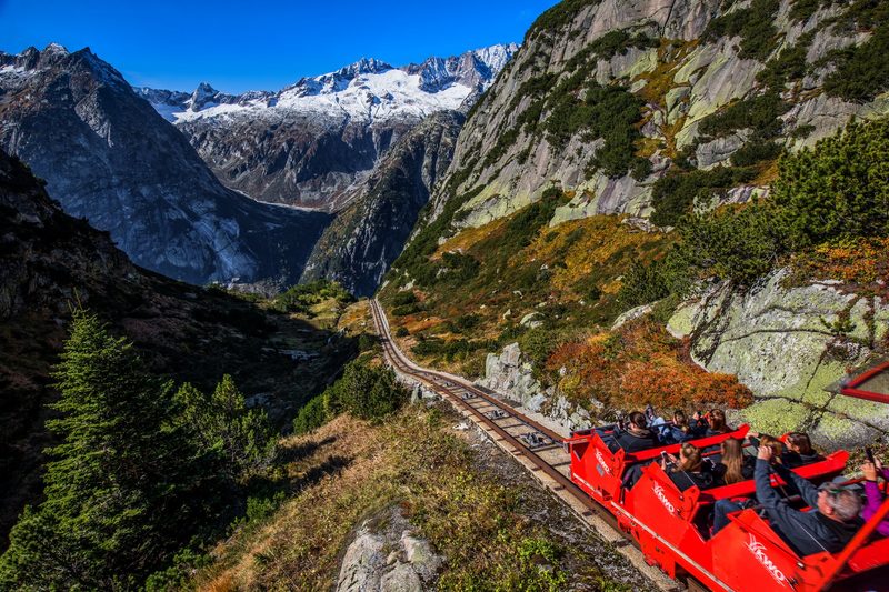 Spektakuläre Bahnfahrten zu schönen Wandergebieten