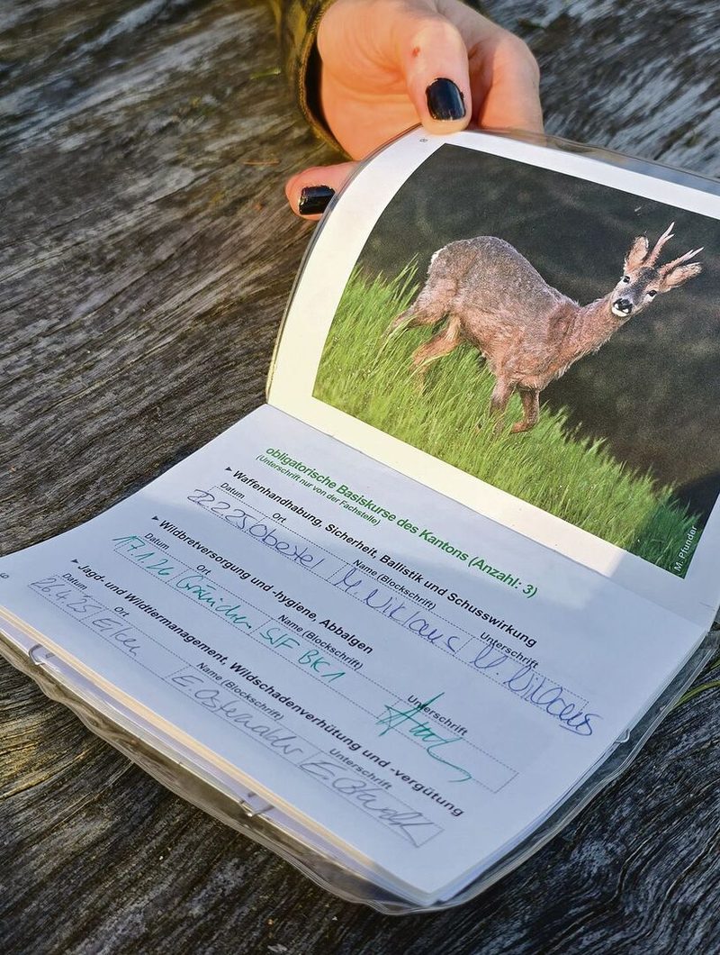 Im Aufgabenbuch werden alle jagdlichen Tätigkeiten notiert.