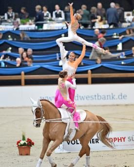 Voltige Lüttisburg bei einem Auftritt