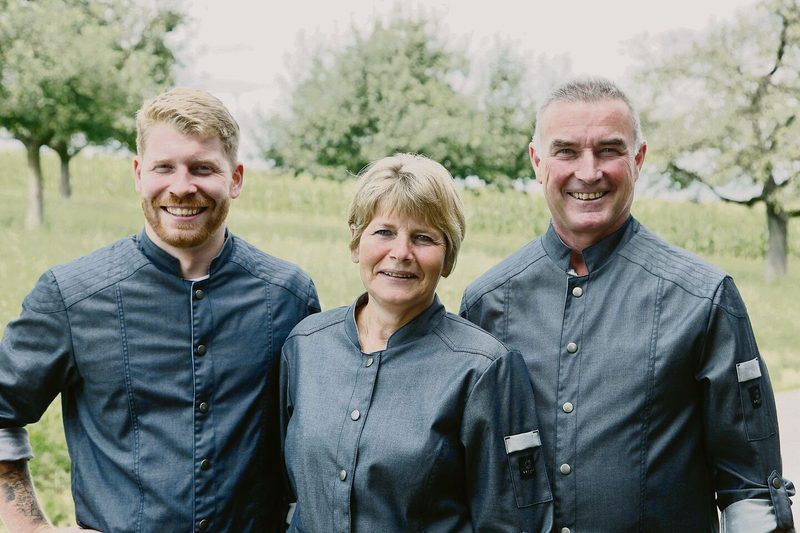 Silvan, Rosmarie und Felix Näf (von links) betreiben Kani-Swiss gemeinsam als Familienunter-nehmen.