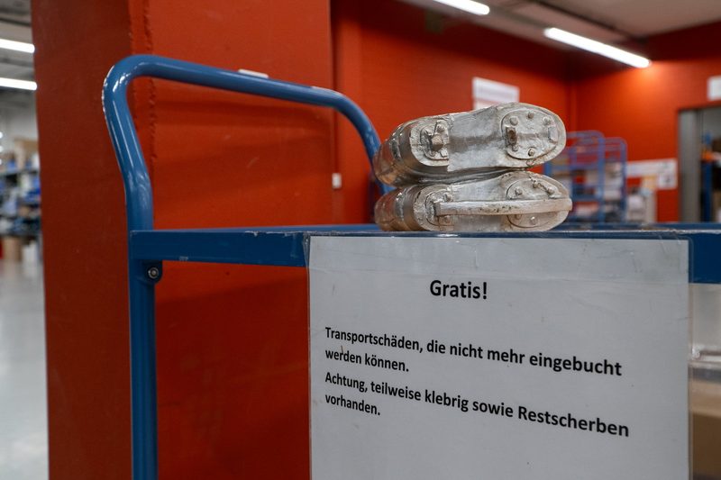 Sind Retouren Umweltsünder? Reportage aus dem Retourenlager von Brack.ch